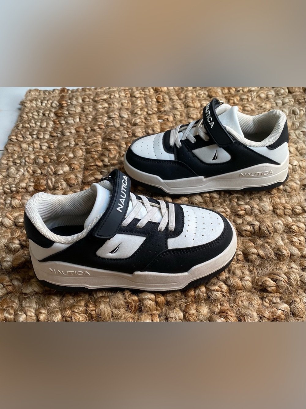Nautica Kids Black and White Hook-and-Loop Adjustable Strap Sneakers - Size 11T